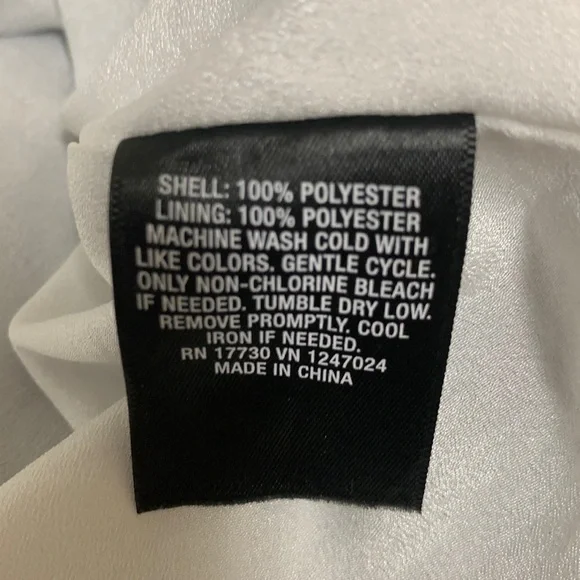 Black and white dress - Picture 11 of 12